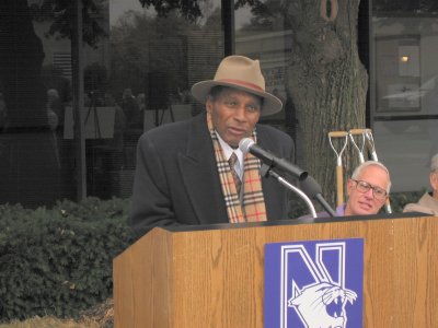 Ron Burton,Sr., '60 speaking at the dedication ceremony for the Ron Burton Academic Advising Center